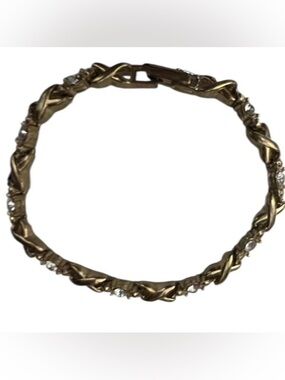 Vintage Avon XOXO gold tone hugs and kisses rhinestone bracelet - 7.5”